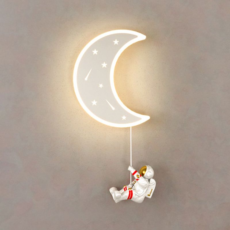 Modern Style Moon Shape Wall Sconce Metal 1 Light Sconce Lighting for Living Room