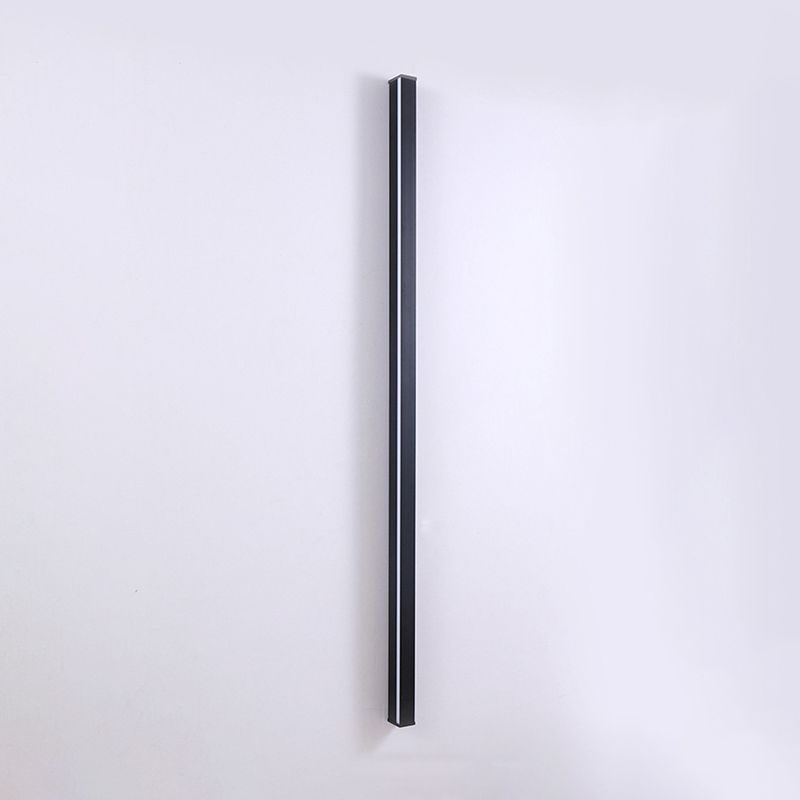 Éclair de mur en métal linéaire style moderne, appliques lumineuses à paroi légère en noir en noir
