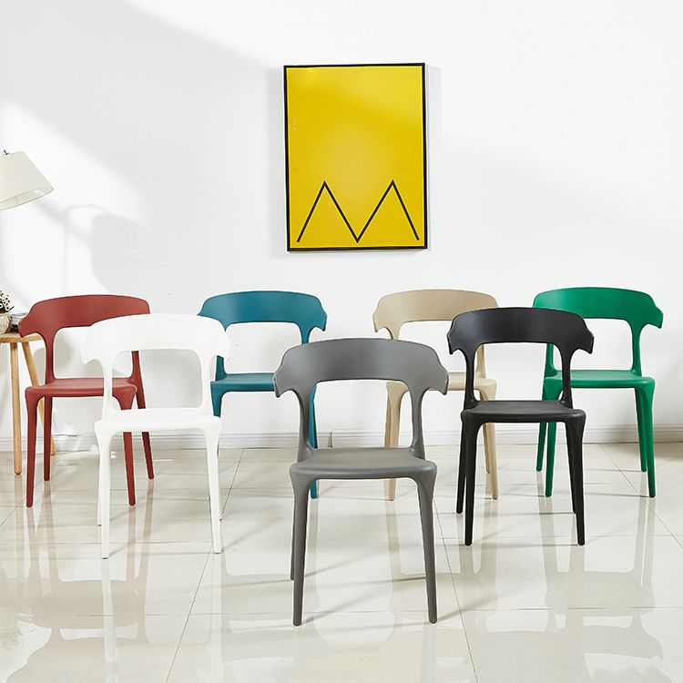 Chaise de salle à manger en plastique de style moderne, chaises latérales empilables sans bras pour la cuisine