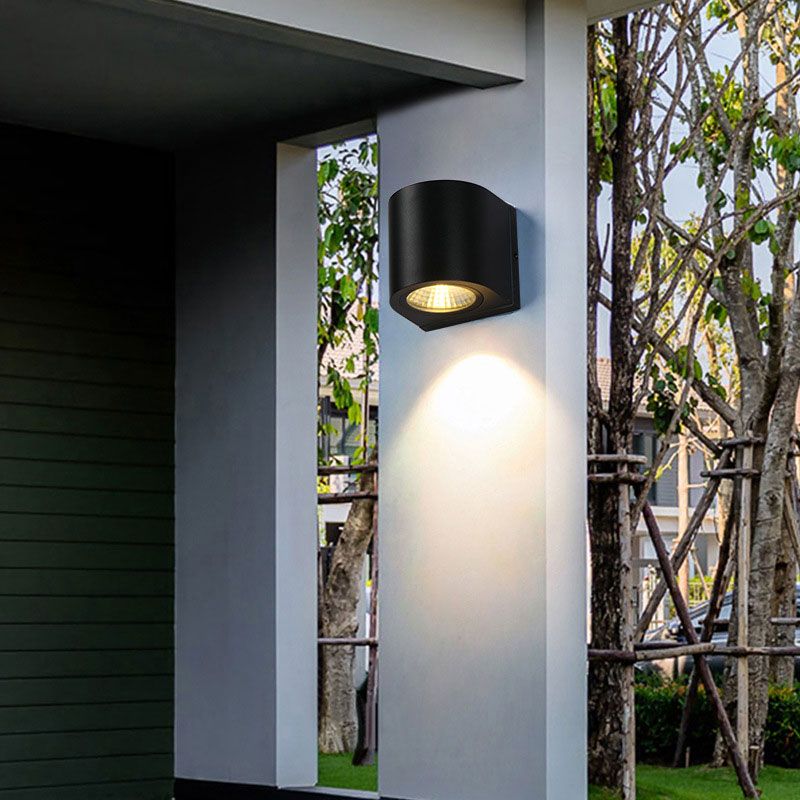 Éclairage d'applique en forme de tuyau en métal Éclairage mural à LED noir moderne pour Courtyard