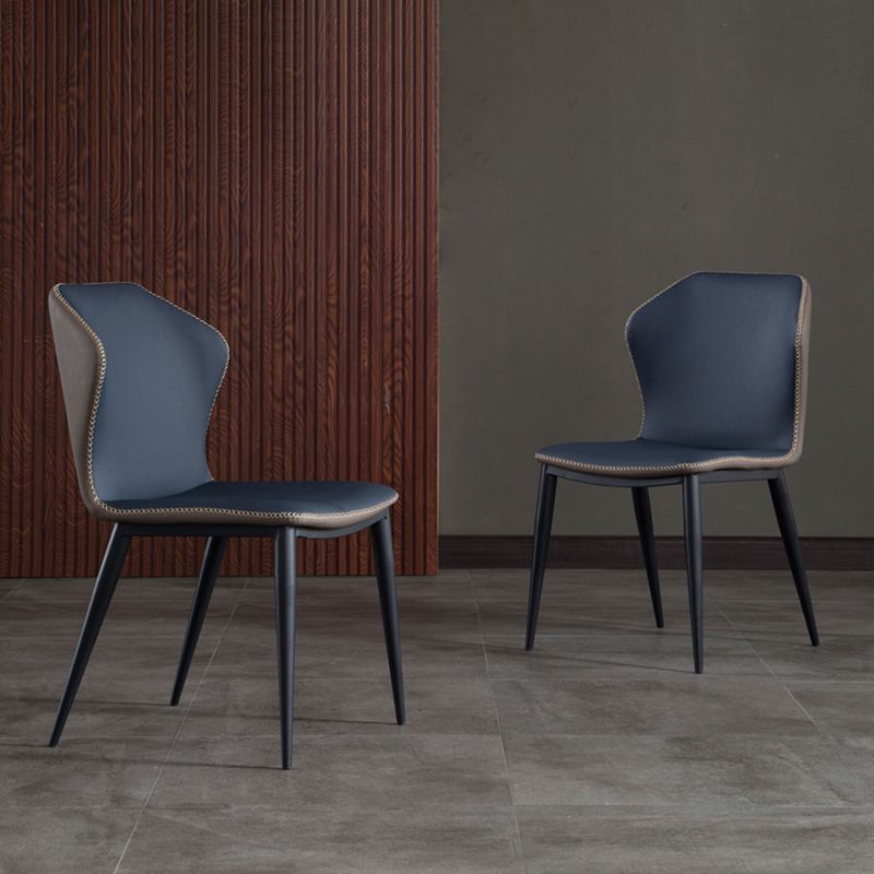 Inicio Sillas de comedor sin brazos Sillas laterales tapizadas con patas de metal (juego de 2)