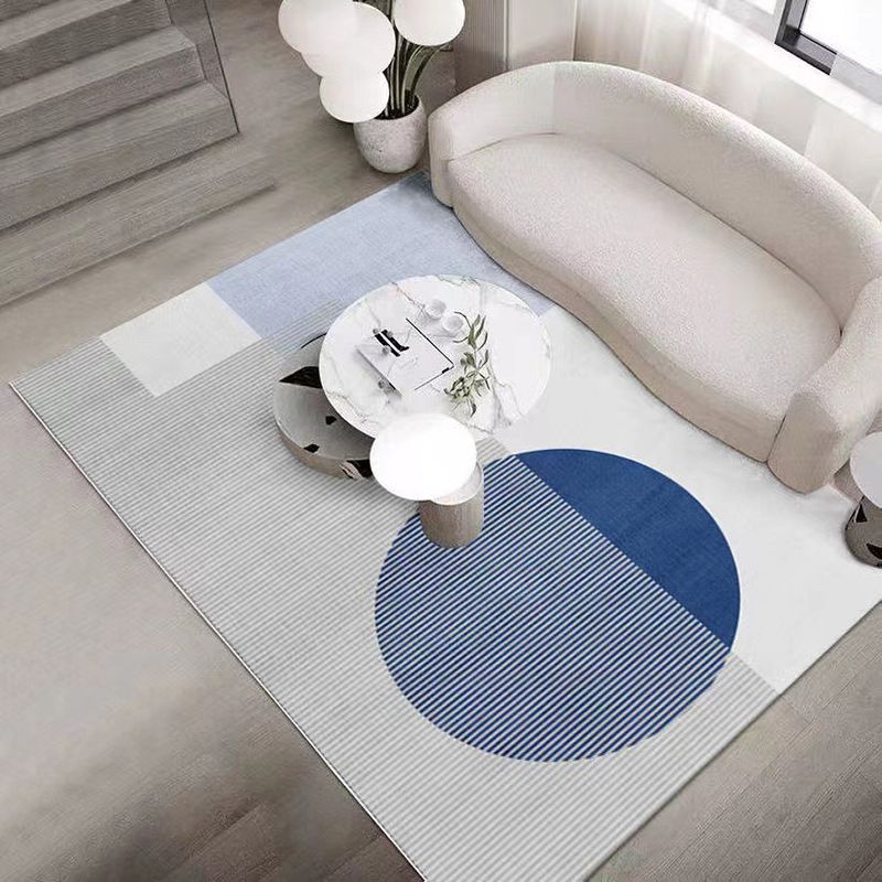 Tapis intérieur en polyester bleu et blanc tapis lavable pour le salon