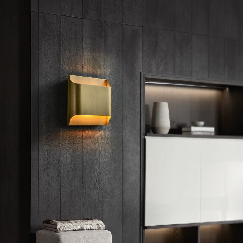 Moderner Stil Geometrischer Wandmontaglampe Metall 1 Lichtwandbeleuchtungsideen im goldenen Finish