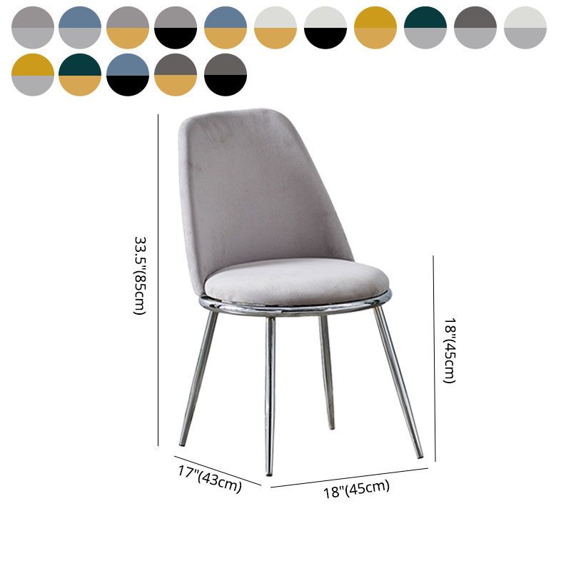 Silla auxiliar de comedor escandinavo de terciopelo Silla de comedor con acabado mate Parsons
