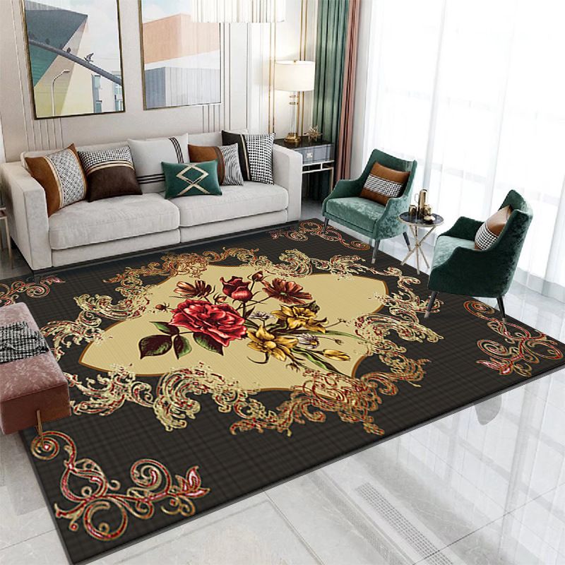 Wine Red Retro Carpet Polyester Graphic Carpet Stain Resistant Carpet for Living Room