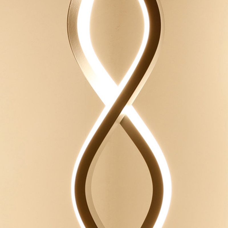 Modern Style Desk Lighting Fixture Linear Twisted LED Desk Lamp for Bedroom