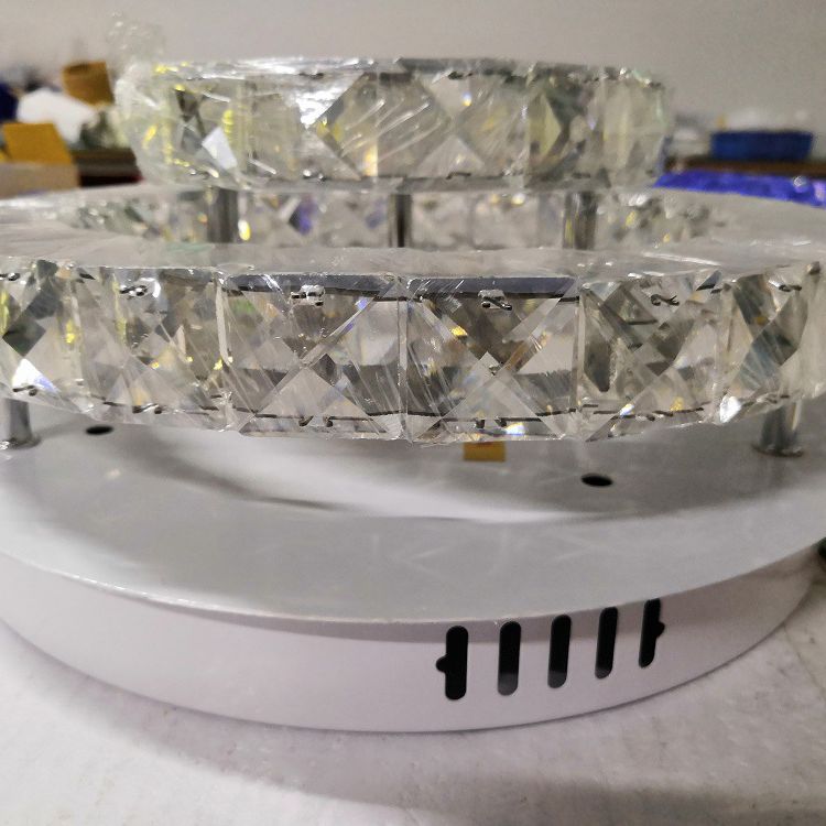 Chrome Circular Close to Ceiling Lighting Modern LED Crystal Close to Ceiling Light