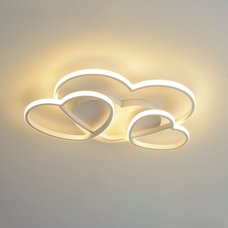 Heart Design Acrylic Ceiling Lighting Minimalist LED White/Pink/Gold Finish Flush Mount Light Fixture