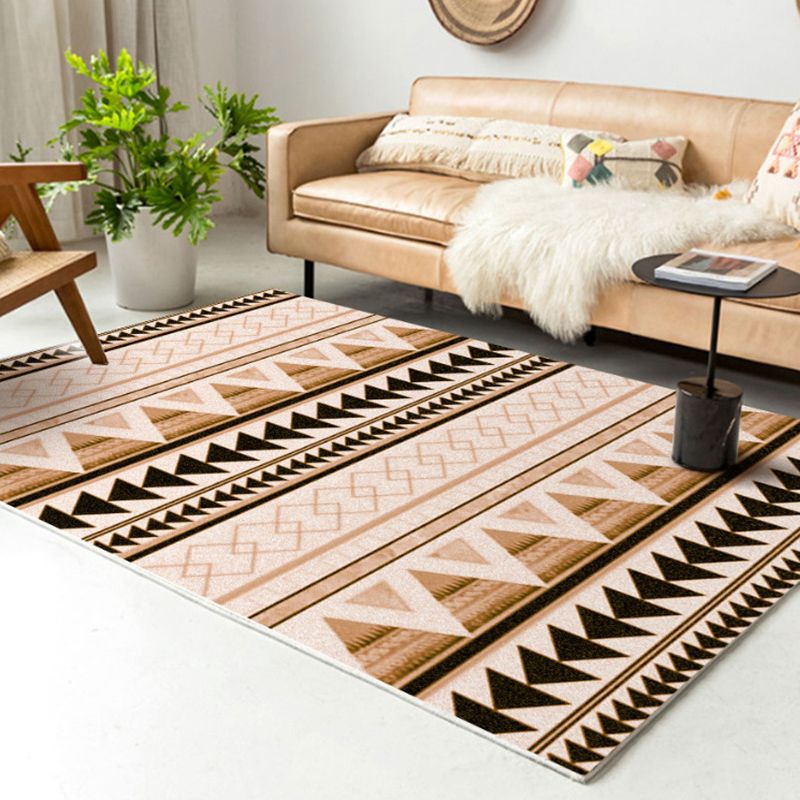 Brown Traditional Rug Polyester Graphic Rug Washable Rug for Drawing Room