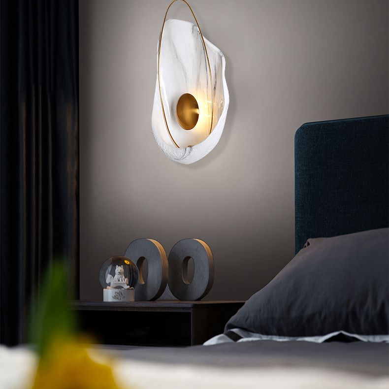 Appliques de lumière murale géométrique contemporaine lampe à support mural en résine pour le salon