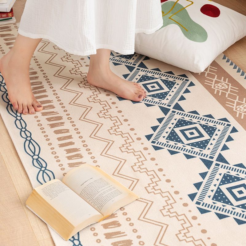 Southwestern Bedroom Rug Multi Color Tribal Pattern Area Rug Cotton Blend Machine Washable Stain-Resistant Carpet