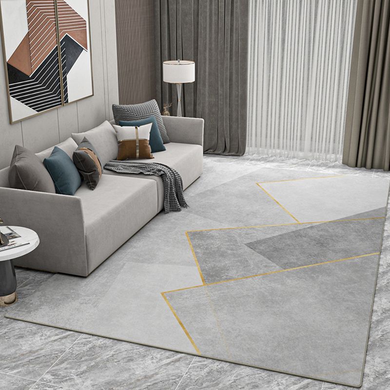 Modern Triangle Print Carpet Grey Tone Polyester Rug Anti-Slip Backing Carpet for Home Decoration