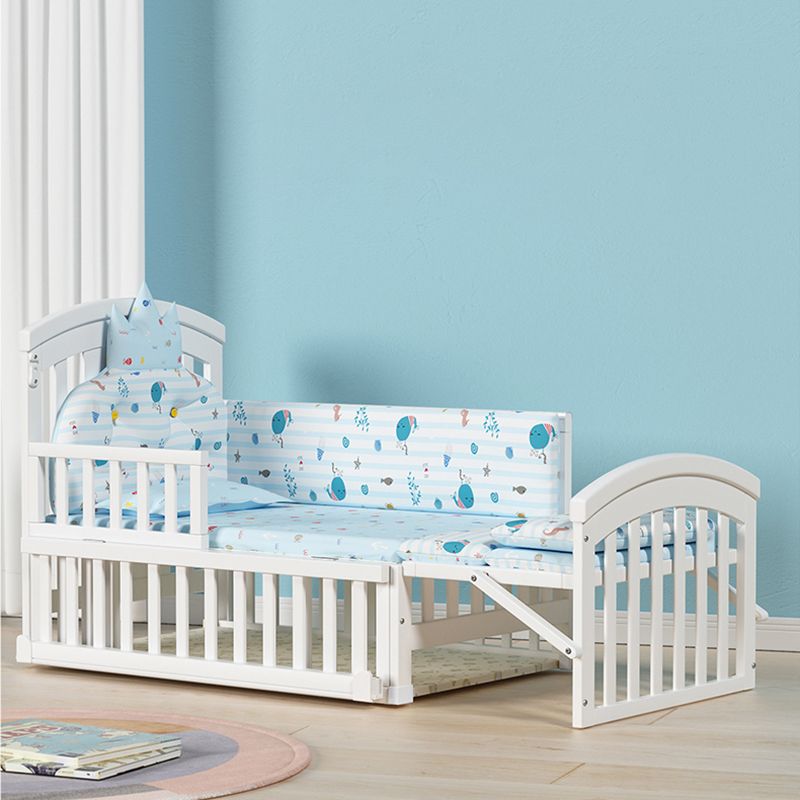Solid Wood Contemporary Nursery Bed Rectangle Arched Crib with Guardrail