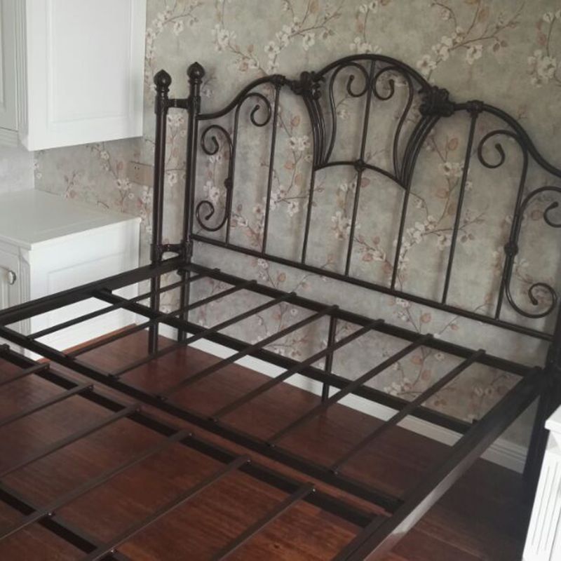 Metal Open-Frame Bed Solid Color Slat Bed with Custom Gold Leg