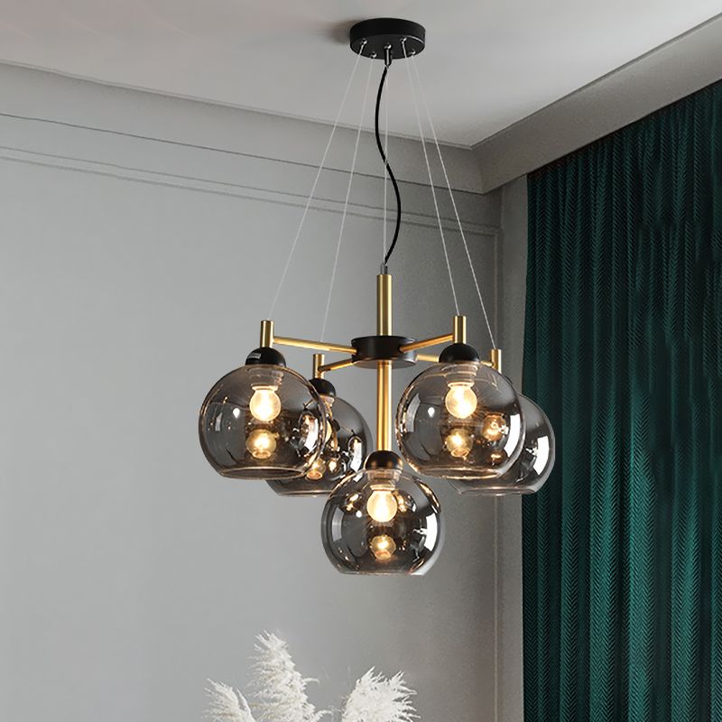 Amber / Smoke Grey Glass Spherical Chandelier Light Modernisme 5 têtes Black Finish Pendant Lighting Ayémorrat