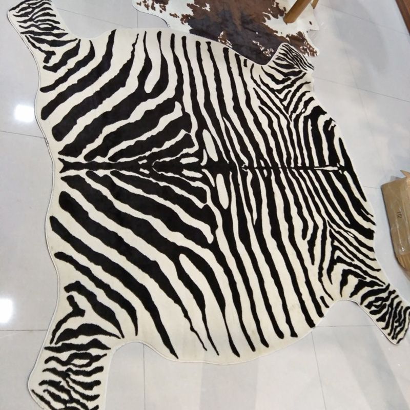 Casual Animal Skin Pattern Rug Multi-Colored Polyster Rug Non-Slip Pet Friendly Area Carpet for Living Room