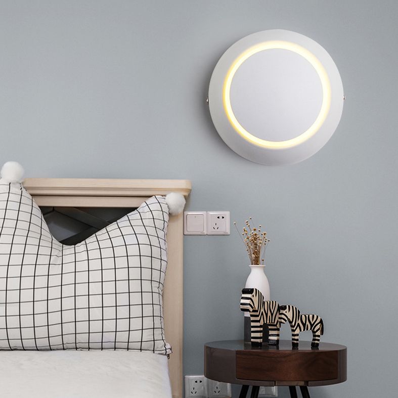 Modernist Silica Gel Rounded Shade Wall Light Fixture 1-Light LED Sconce Light