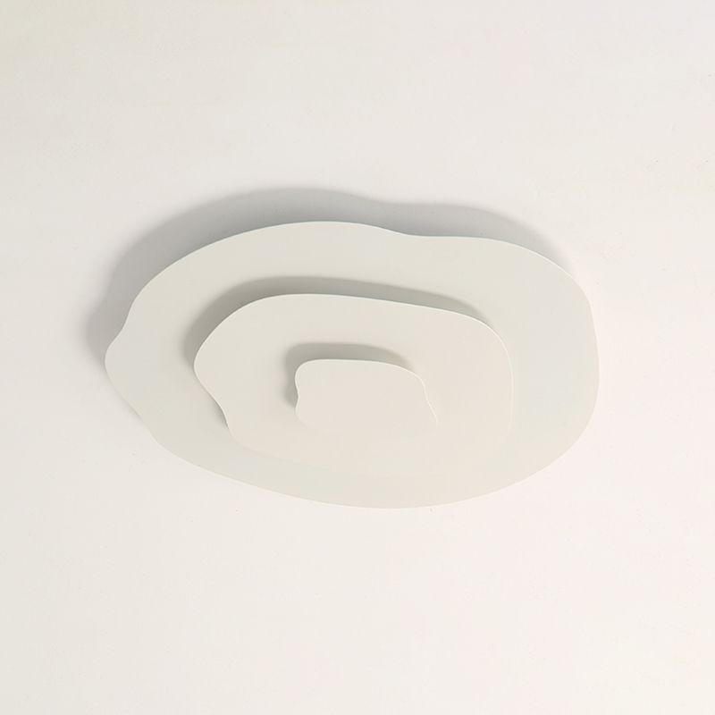 Modern Irregular Flush Light Metal 1 Light Flush Mount Ceiling Fixture in White