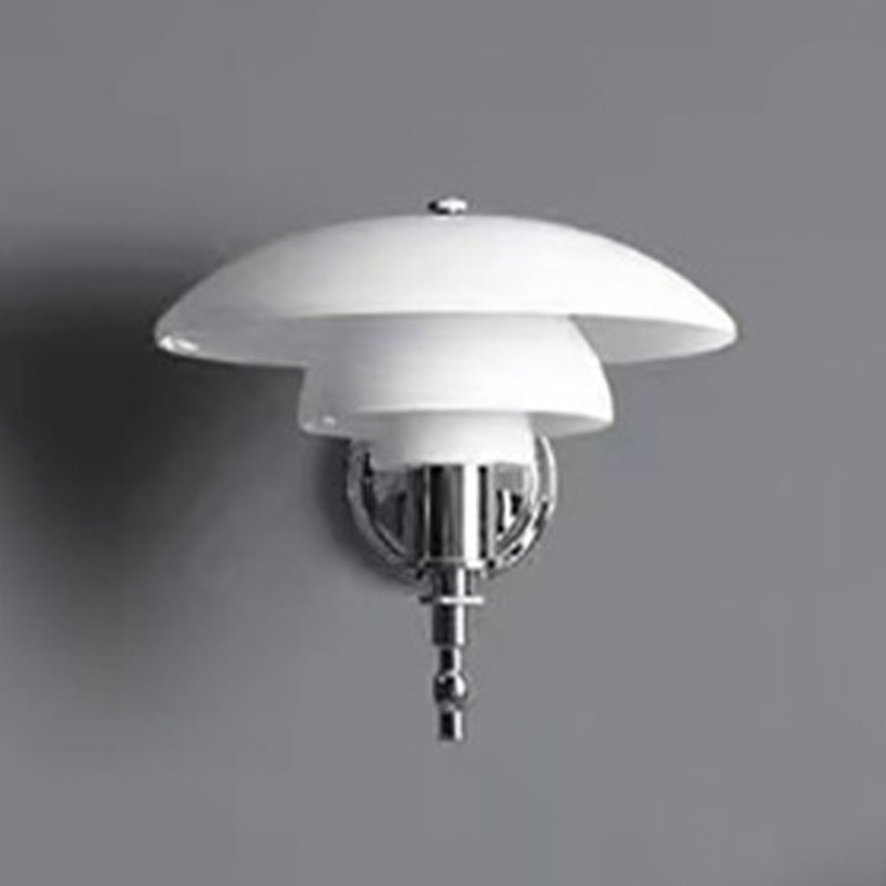 Modern Metal Wall Lamp 1-Light Wall Mount Lamp with Glass Shade for Bedroom