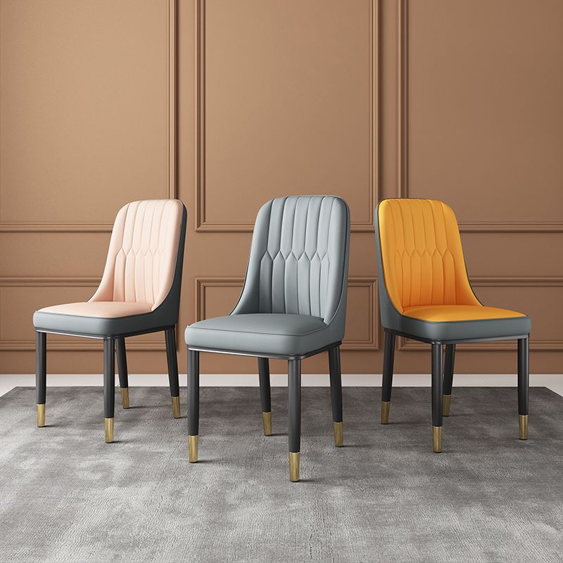 Chaise d'appoint scandinave avec dossier solide et chaise de salle à manger rembourrée en métal (Ensemble de 2)