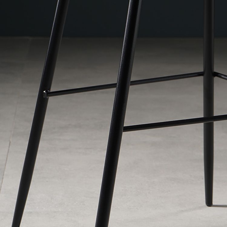 Scandinavian Footrest Matte Finish Barstool Restaurant Leather Stool