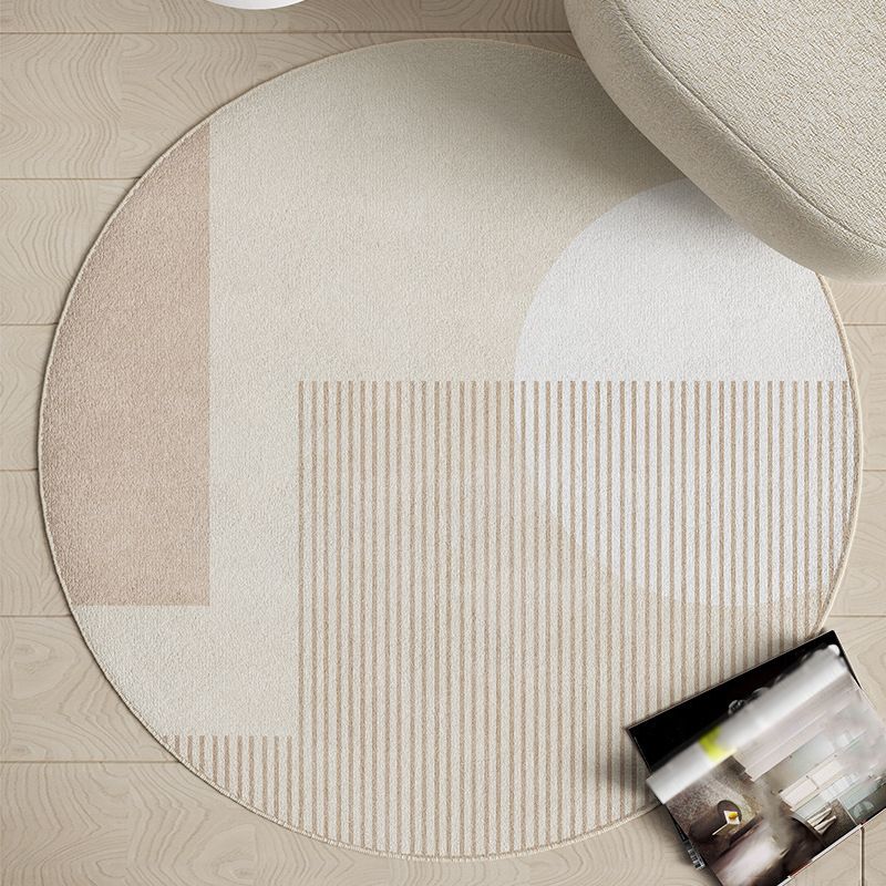 Beige Circle Carpet Polyester Simple Carpet Stain Resistant Carpet for Living Room