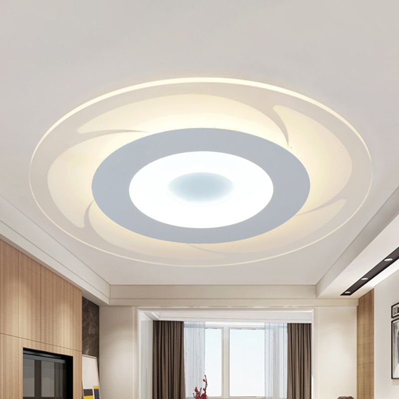 Acrylic Ultra Thin Ceiling Light Modern LED Flush Mount Light in Warm/White, 16.5"/20.5"/24.5" Wide