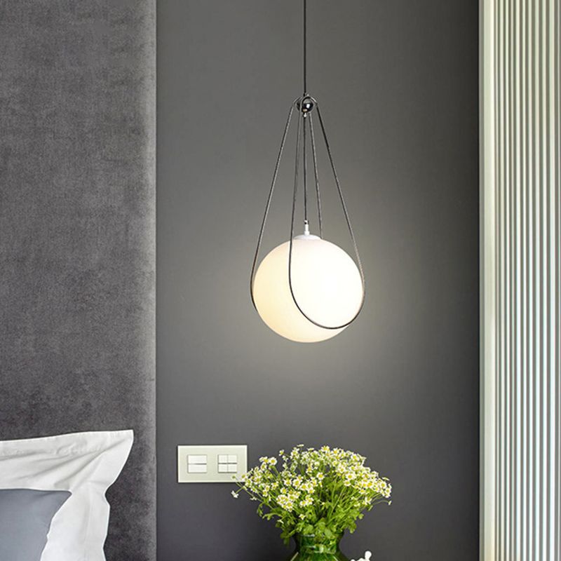 8 "/10"/12 "breites Tränenhänge hängendes leichte moderne weiße Ballglas 1 Leichtes Nickel -Finish -Pendel Licht für das Restaurant