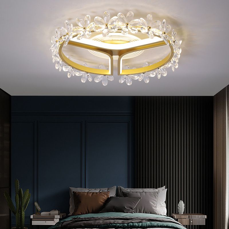 Lámpara de techo moderna de metal dorado y altura de montura de cristal transparente para sala de estar