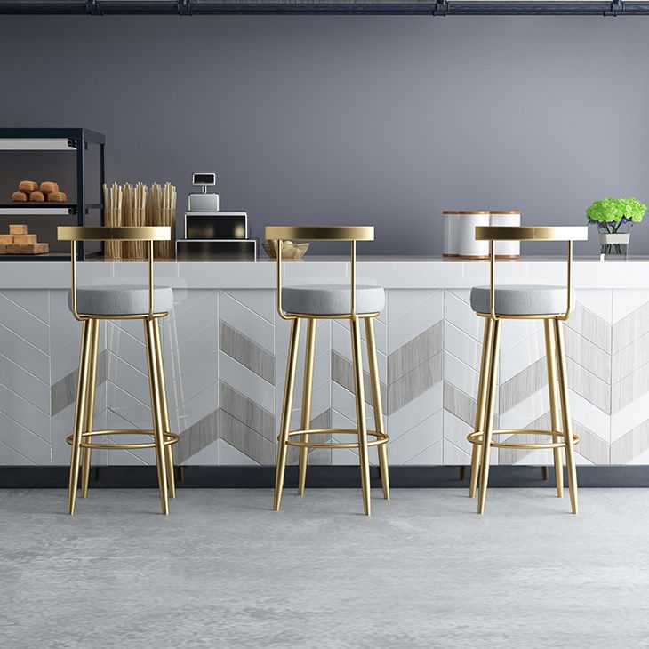 Glam Metal Bar and Counter Stool Low Back Stool with 4 Legs in Gold