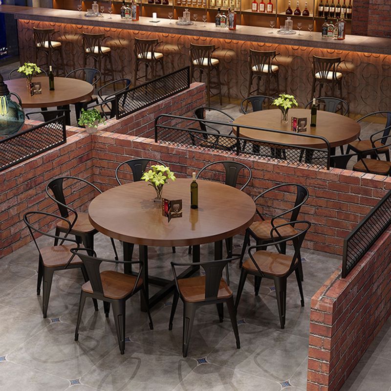 Modern Coffee Shop Dining Table Round Solid Wood Table in Brown