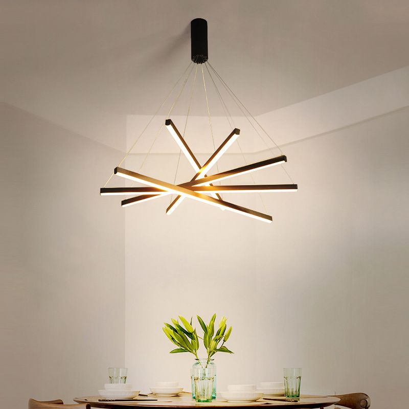Linear Ceiling Pendant Light Minimalist Style Metal LED Black Chandelier Pendant Light