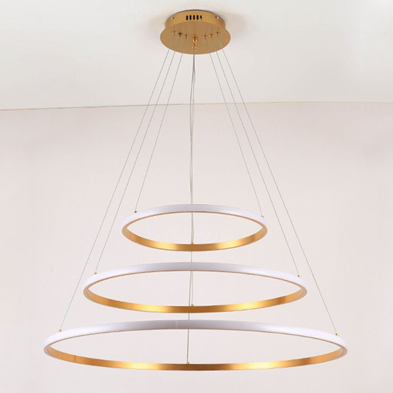 Fissaggio del lampadario minimalismo a 3 livelli lampadario a LED in metallo