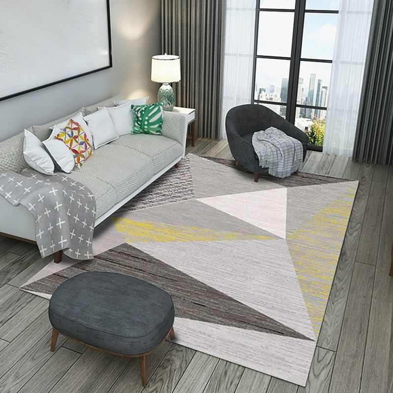 Light Yellow Modern Rug Polyester Graphic Rug Non-Slip Backing Rug for Living Room