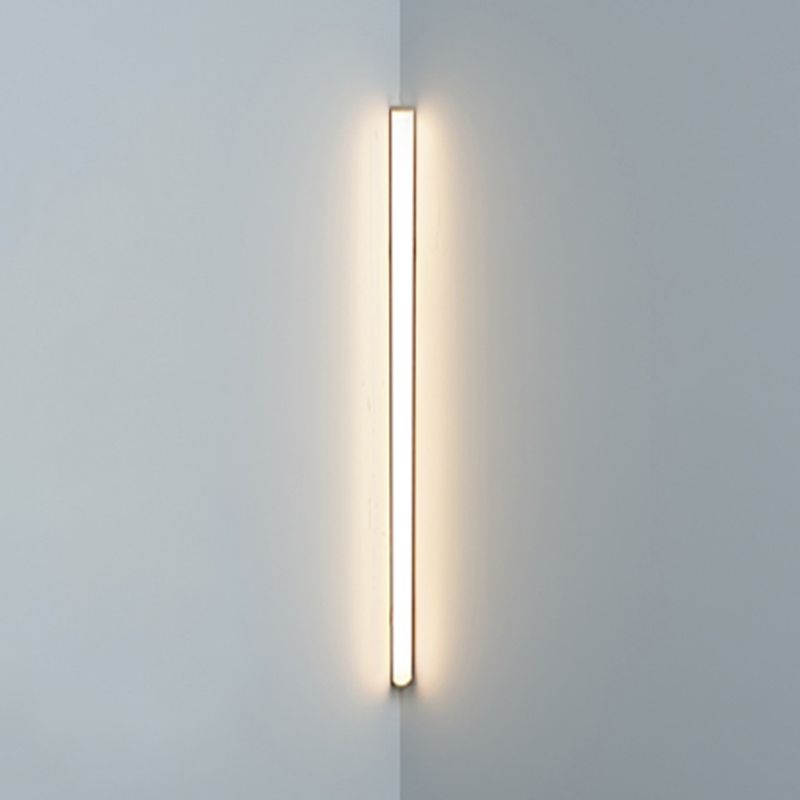 Modern Style Linear Shade Wall Sconce Metal 1 Light Wall Mounted Lighting in White