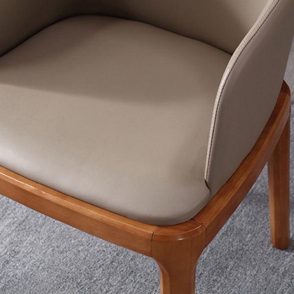 Silla de comedor escandinava de cuero con acabado mate y respaldo macizo (juego de 2)
