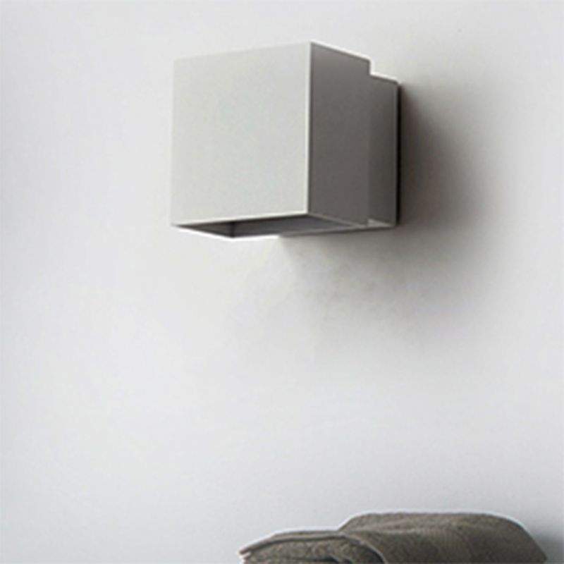 Cuboid op en neer LED Wall SCONCE Hedendaags metalen zwart/grijs/witte buitenwandbevestiging Licht met verstelbare hoek