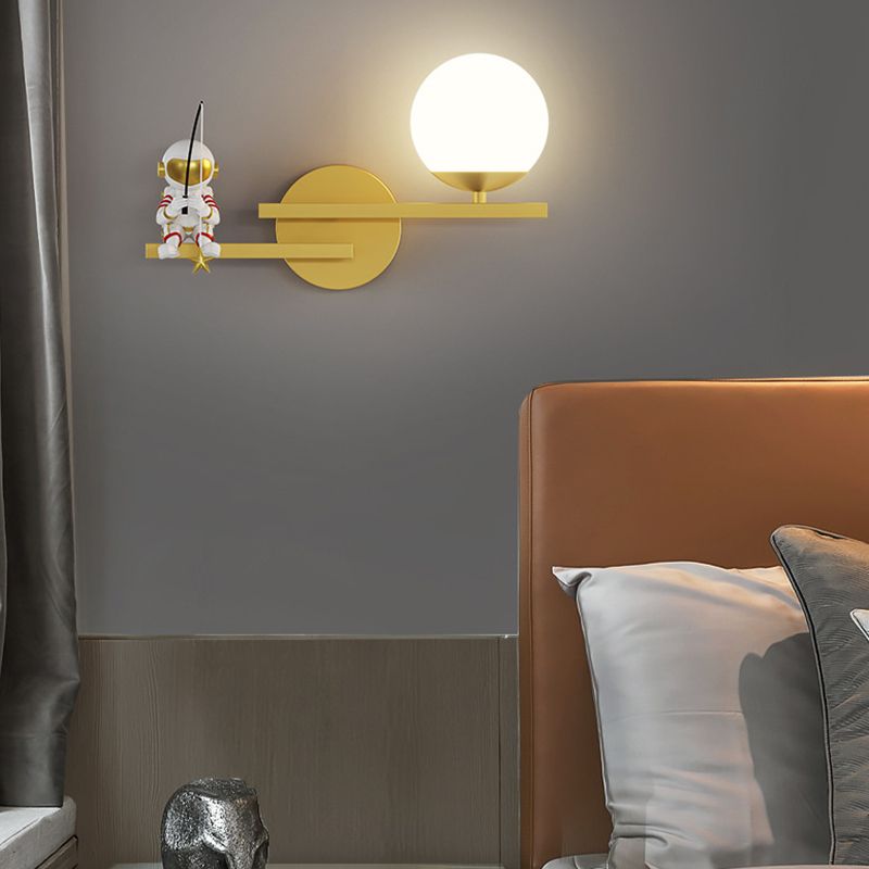 Contemporary Creative Wall Light Fixture Astronaut Wall Light Sconce for Kid's Bedroom