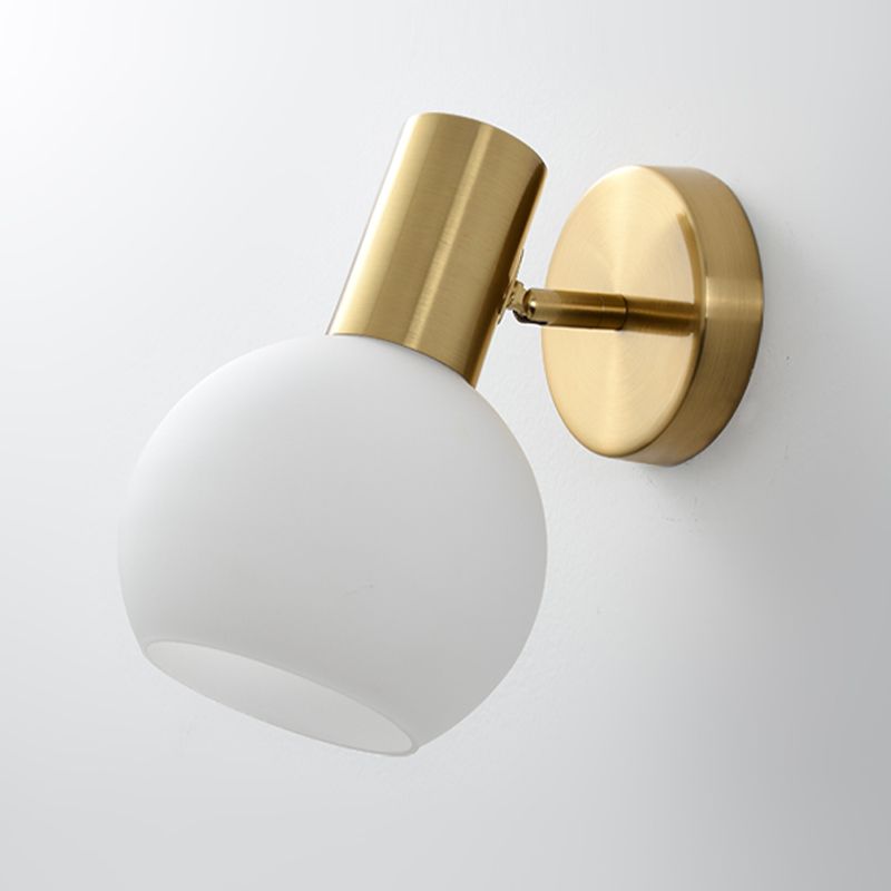 Modern Simple Iron Wall Light Ball Shape Rotatable Wall Lamp for Living Room