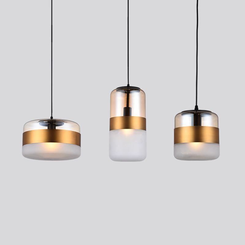 Gouden cilindrisch hangend plafondlicht minimalistisch stijl glazen plafond hanglampje