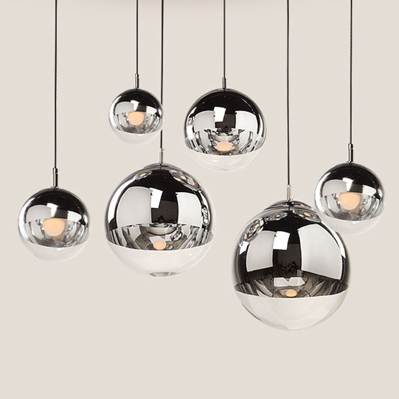 Moderner Glasglasanhänger Light Globe Platting Spiegelte hängende Licht in Silber für Nachtbalken