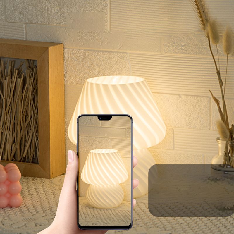 Ultra-modern Simplicity Gourd Table Lamp Hand-Blown Glass Nightstand Lamp for Bedroom