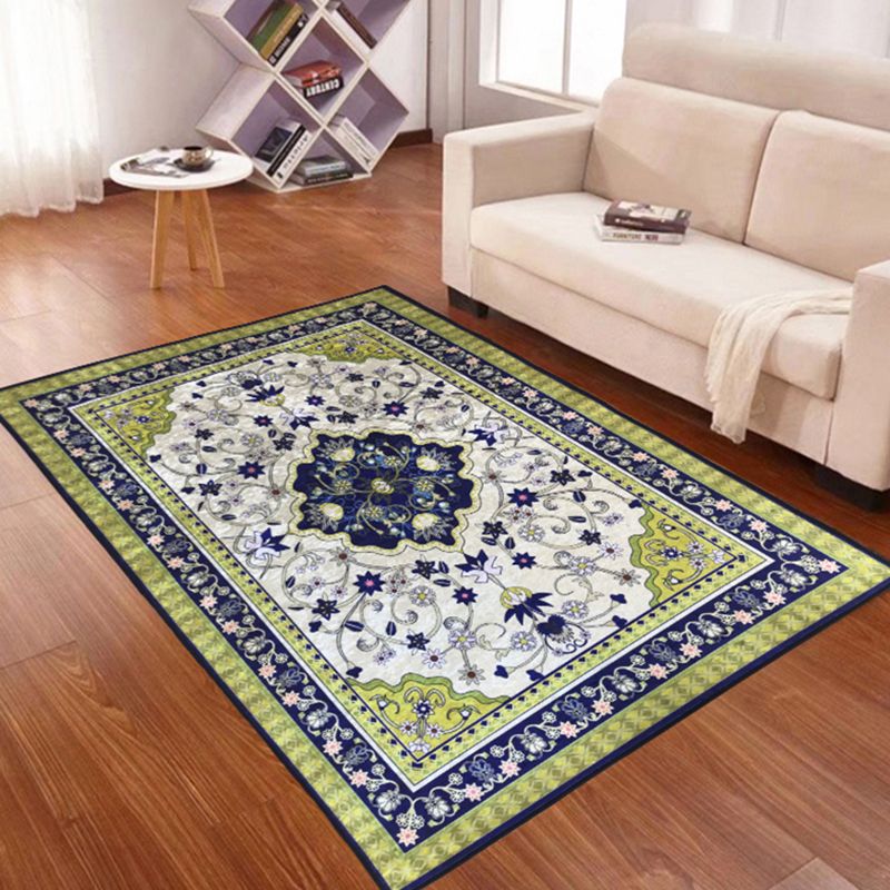 Stylish Medallion Pattern Area Carpet Red Traditional Area Rug Anti-Slip Rug for Living Room