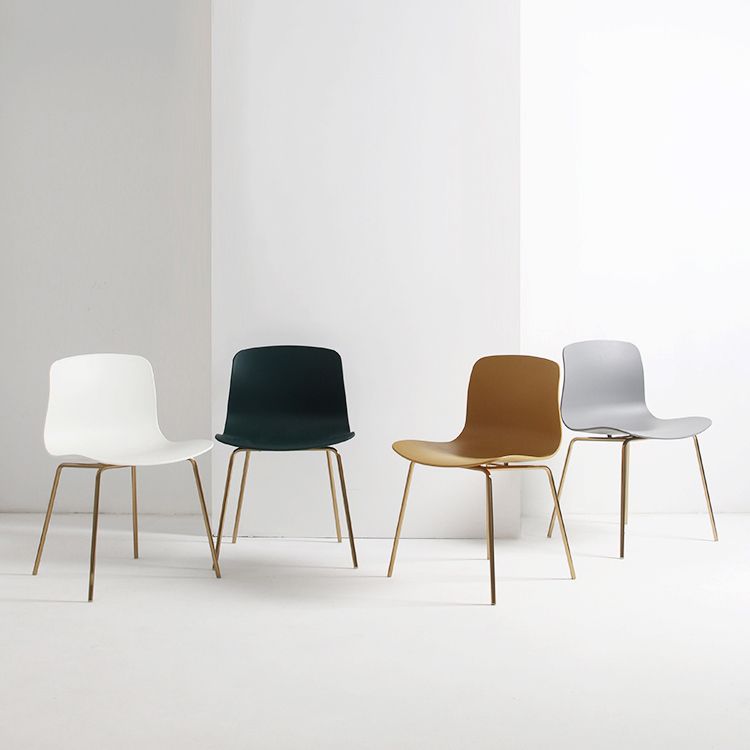 Sillas de comedor de metal contemporáneo, sillas sin brazos, sillas de comedor de plástico para restaurante