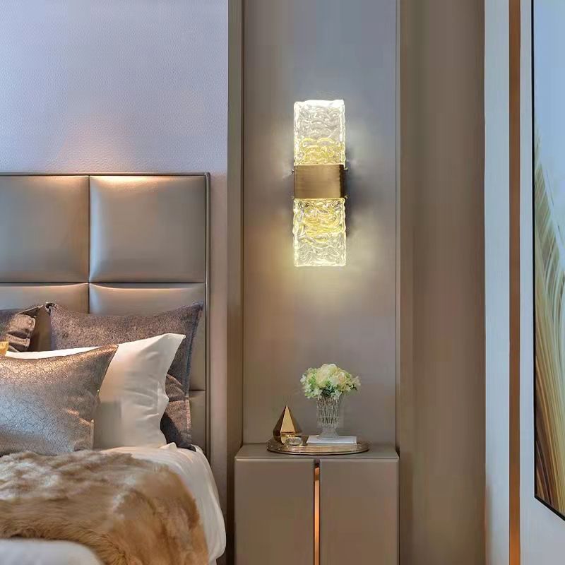 LED LED LIGHT CRISTAL CRISTAL Postmoderna Luz Montada de luz en oro para dormitorio