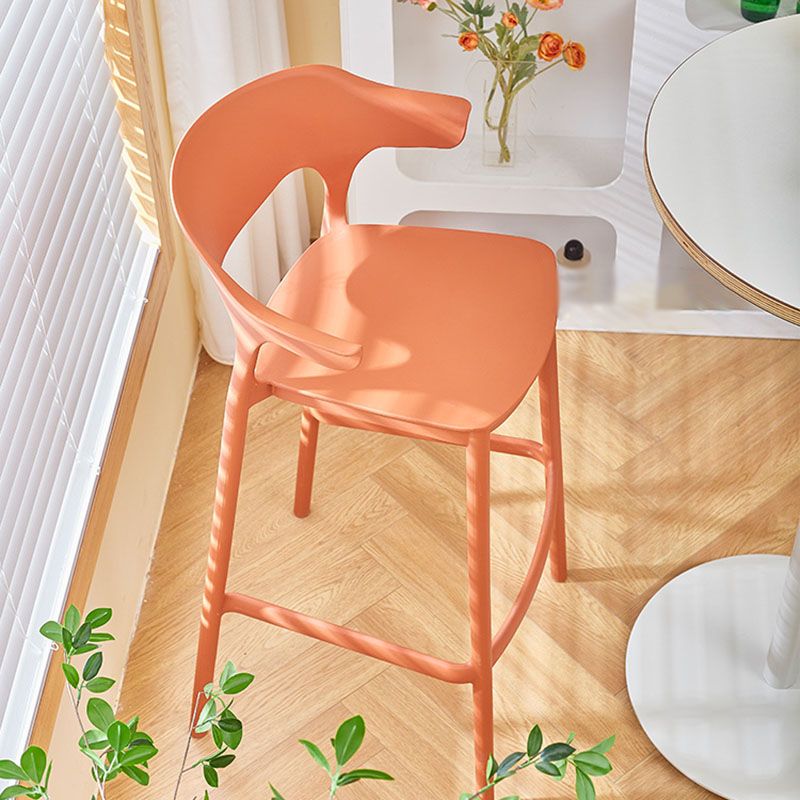 Scandinavian Matte Finish Plastic Barstool Armed Milk Tea Shop Stool