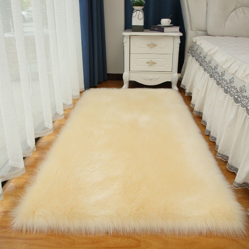 Minimalist Solid Color Rug Modern Area Rug Polyester Stain Resistant Shag Rug for Bedside