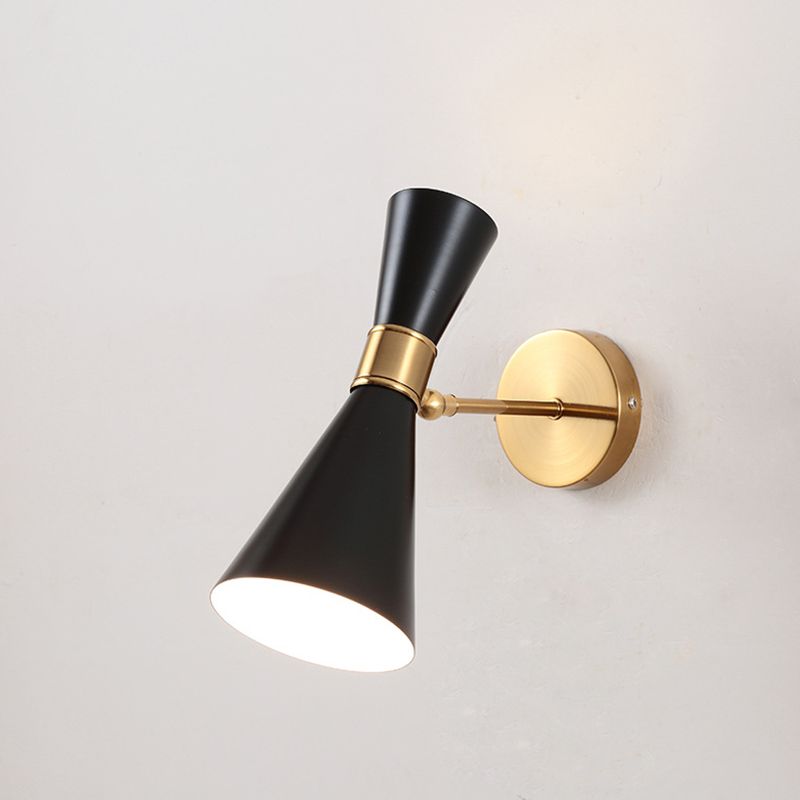 Lampada montata a parete di fiammata Postmoderna semplicità in metallo muro di scarico per soggiorno