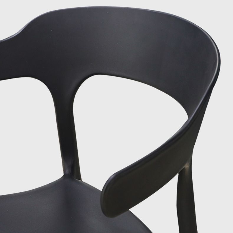Sillas de comedor plásticas escandinavas sin brazos apilables que cenan la silla lateral