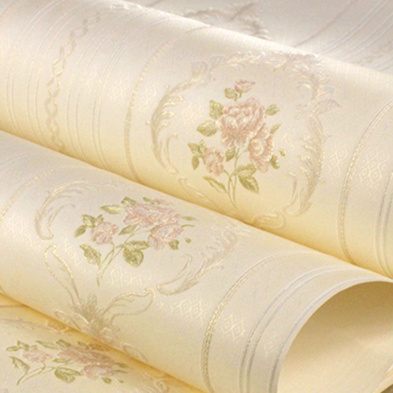 Classic Damasque Wallpaper Roll Waterproof Non-Pasted Wall Decor, 20.5"W x 31'L